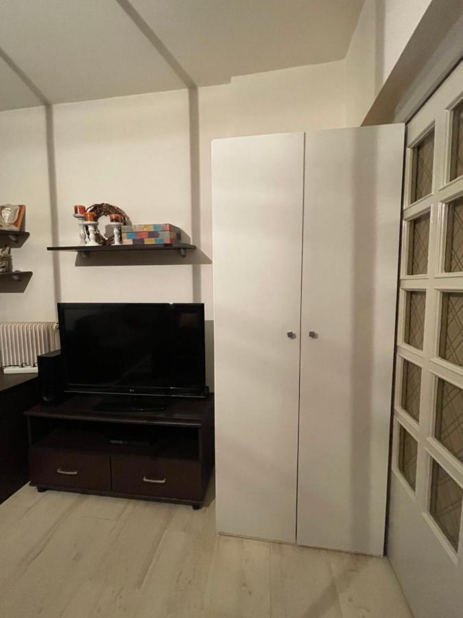 Karras' Home 沃洛斯 外观 照片